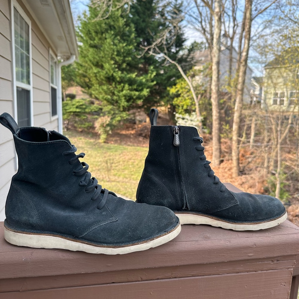 BOTTEGA VENETA
Suede Boots - Picture 5 of 13